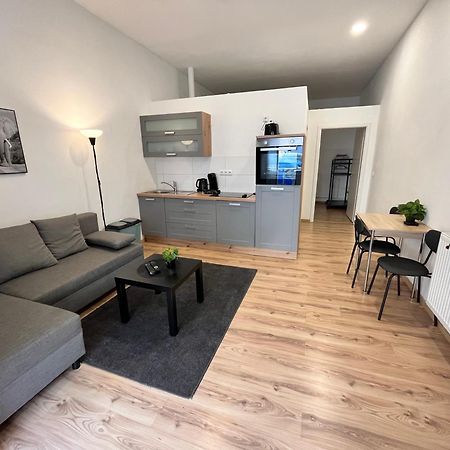 Apartment Central 10B 40Qm Wi-Fi Free Parking Calm Back House Dortmund Luaran gambar