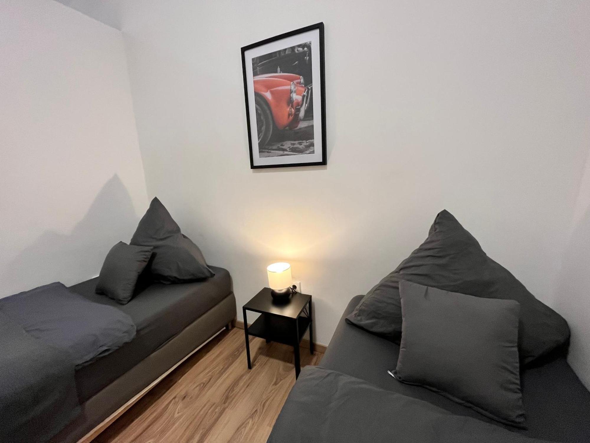 Apartment Central 10B 40Qm Wi-Fi Free Parking Calm Back House Dortmund Luaran gambar