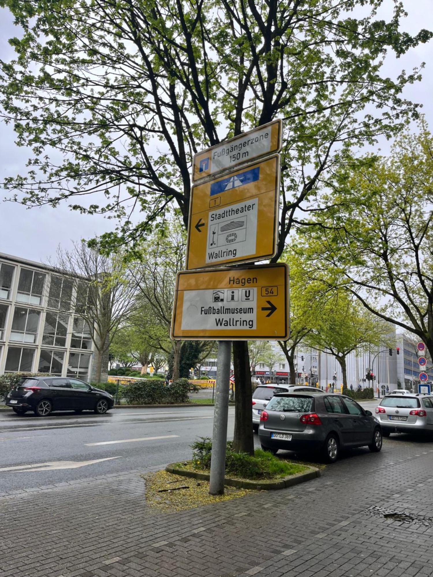 Apartment Central 10B 40Qm Wi-Fi Free Parking Calm Back House Dortmund Luaran gambar